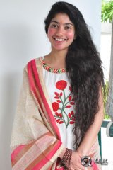 Sai Pallavi at Fidaa Movie Opening